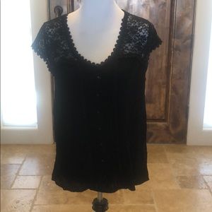 Cute black lacy top